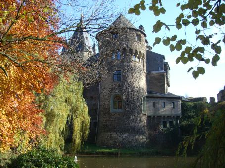 Grevenbroich : Schloss Hülchrath